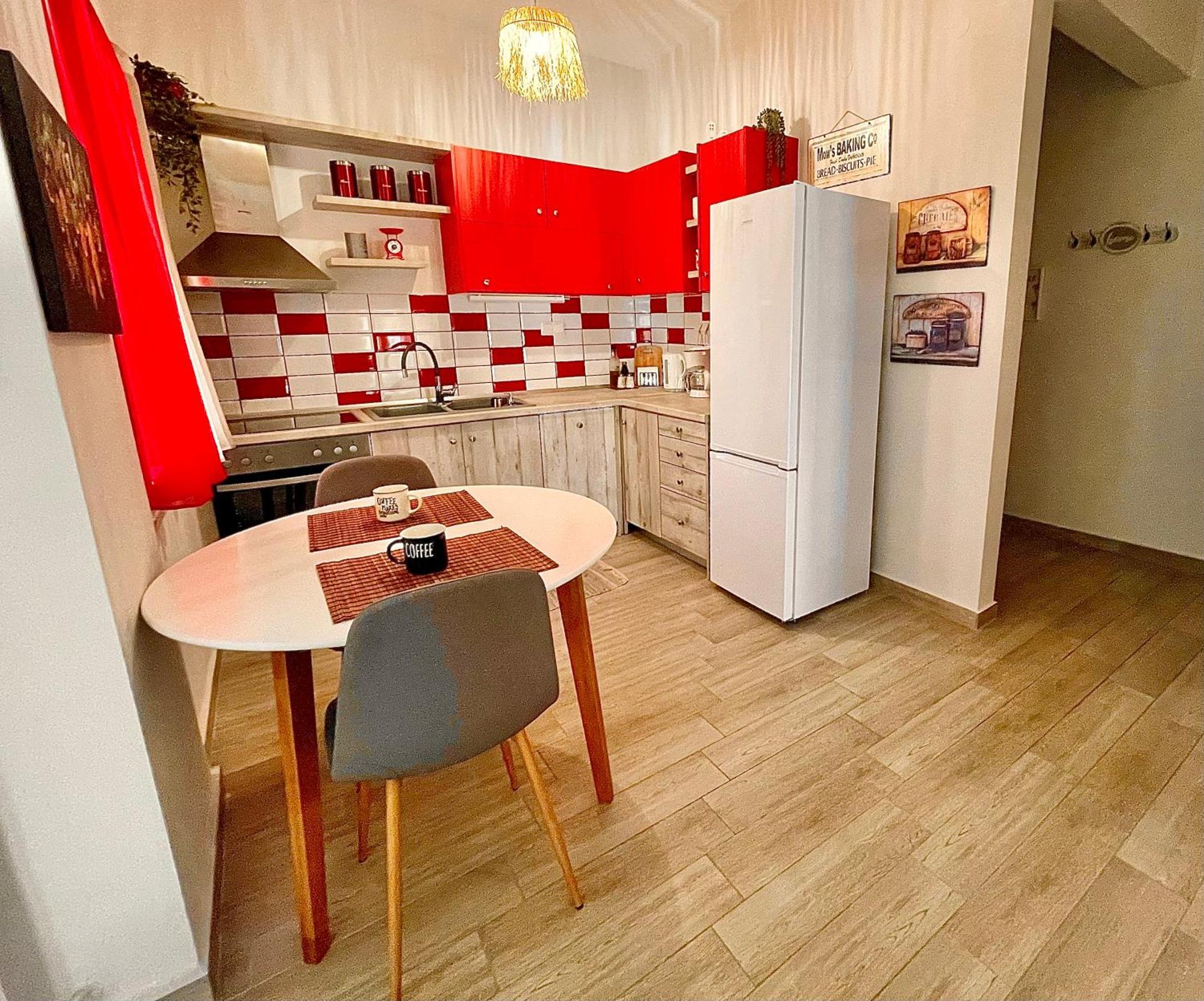 Genius Loci Apartment Кавала Екстериор снимка